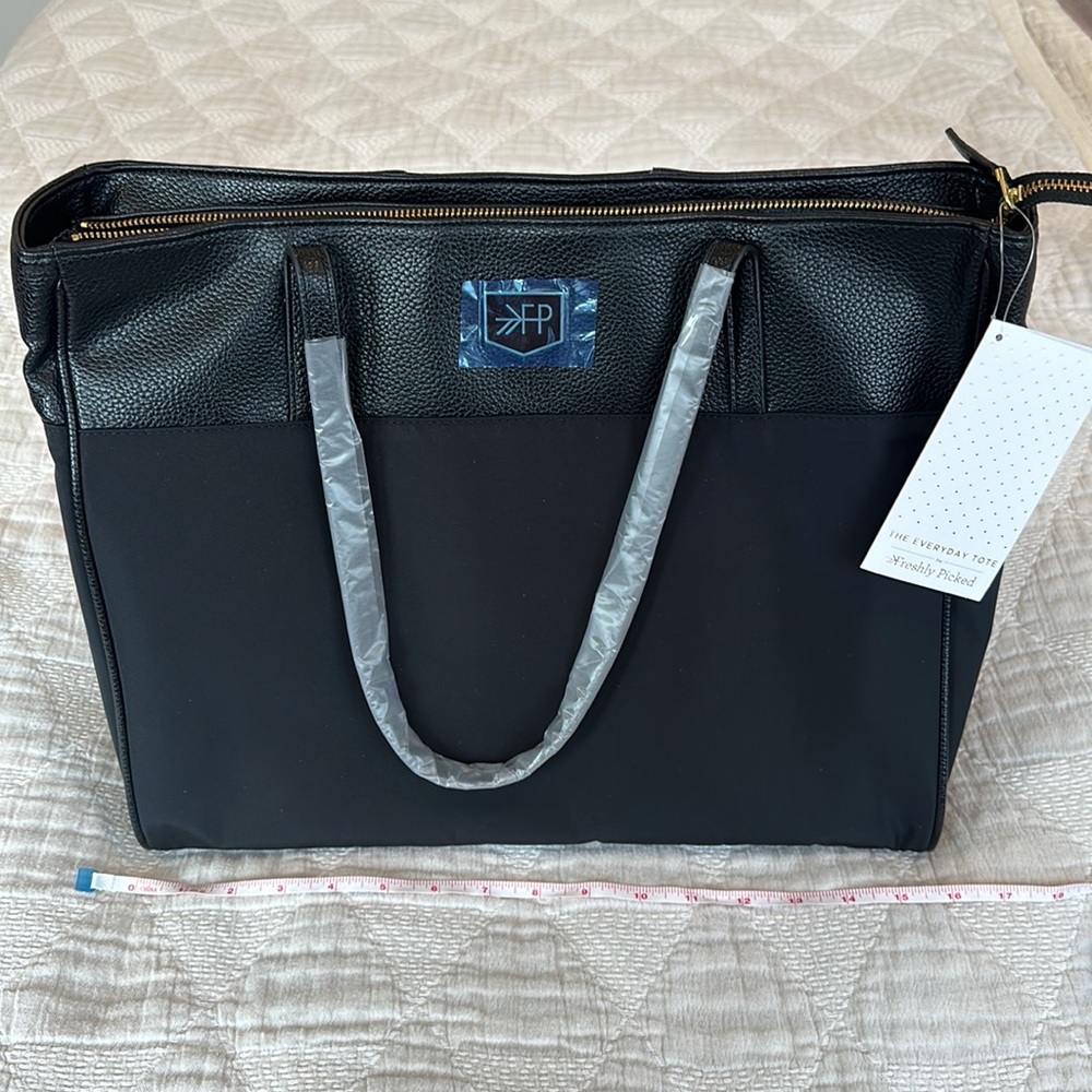 Freshly Picked Everyday Tote